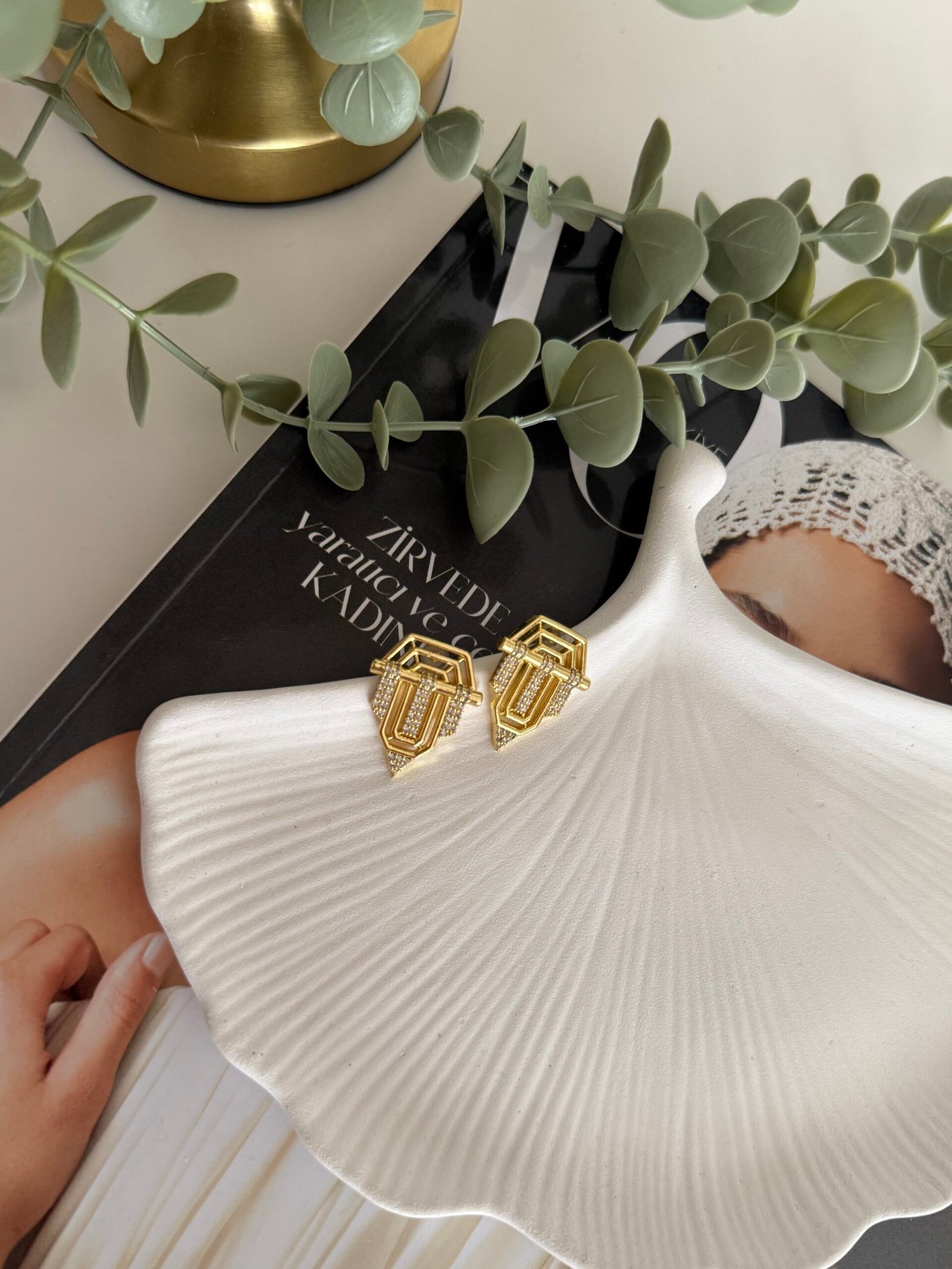 Çelik Gold Kadın Zirkon Taşlı Küpe